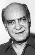 Full A.K. Hangal filmography who acted in the TV series Tamas  (mini-serial).