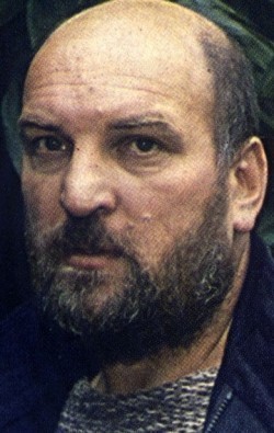 Full Aleksei Petrenko filmography who acted in the TV series Uhodyaschaya natura (serial).