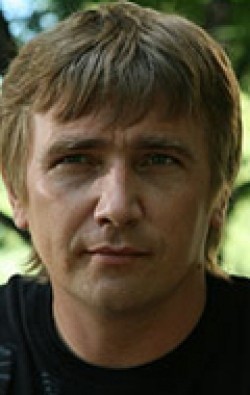 Full Aleksandr Userdin filmography who acted in the TV series Zaezjiy molodets.