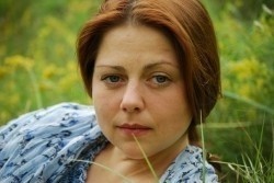 Full Alesya Puhovaya filmography who acted in the TV series Vsyo, chto nam nujno... (mini-serial).