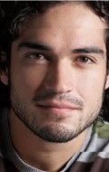 Full Alfonso Herrera filmography who acted in the TV series El equipo.