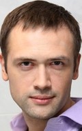 Full Anatoli Pashinin filmography who acted in the TV series Dom s syurprizom.