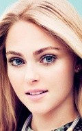 Full AnnaSophia Robb filmography who acted in the TV series Leo Little's Big Show.
