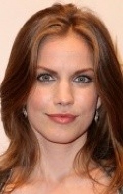 Full Anna Chlumsky filmography who acted in the TV series Eight Days a Week.
