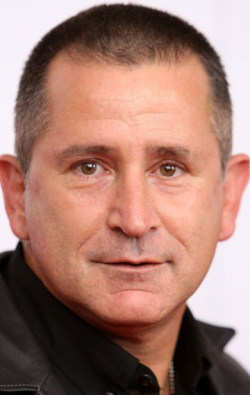 Full Anthony LaPaglia filmography who acted in the TV series Without a Trace.