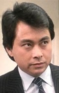 Full Chi-Wing Lau filmography who acted in the TV series Fau sun luk gip.