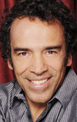 Full Damian Alcazar filmography who acted in the TV series El Encanto del Aguila.