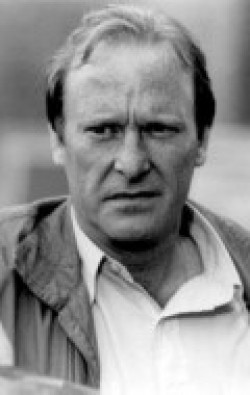 Full Dennis Waterman filmography who acted in the TV series Minder.
