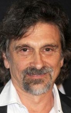 Full Dennis Boutsikaris filmography who acted in the TV series Trinity  (serial 1998-1999).