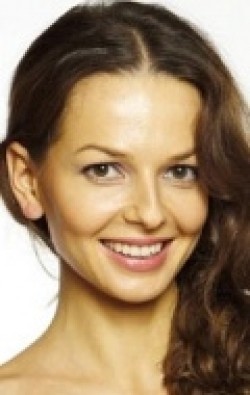 Full Ekaterina Andreychenko filmography who acted in the TV series Budet svetlyim den (mini-serial).