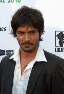Full Ezequiel Stremiz filmography who acted in the TV series Amor en custodia.