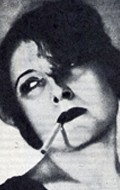 Full Francesca Bertini filmography who acted in the TV series La macchina cinema.