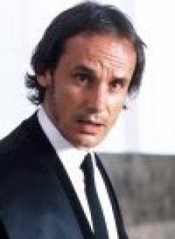 Full Francesc Garrido filmography who acted in the TV series Conexao  (mini-serial).