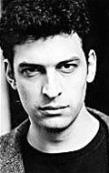 Full Francesco Siciliano filmography who acted in the TV series Gente di mare  (serial 2005 - ...).