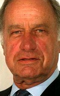 Full Geoffrey Palmer filmography who acted in the TV series As Time Goes By  (serial 1992-2005).