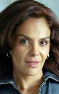 Full Gloria Peralta filmography who acted in the TV series El alma herida.