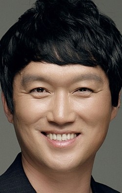 Full Go Myung Hwan filmography who acted in the TV series Jachebalkwang Geunyeo.