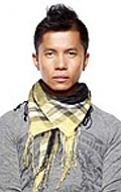 Full Jay Nicolas Sario filmography who acted in the TV series Project Runway All Stars.