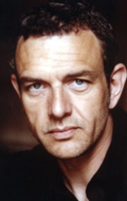 Full Jean-Yves Berteloot filmography who acted in the TV series L'enfant des Lumières.