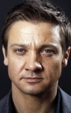 Full Jeremy Renner filmography who acted in the TV series The Unusuals.