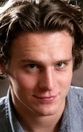 Full Jonathan Groff filmography who acted in the TV series Looking.