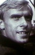 Full Jozef Duryasz filmography who acted in the TV series Vyizyivaem ogon na sebya (mini-serial).