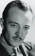 Full Les Tremayne filmography who acted in the TV series Shazam!.
