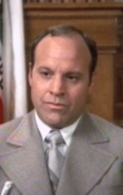 Full Louis Giambalvo filmography who acted in the TV series Pointman.