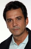 Full Luis Gerardo Nunez filmography who acted in the TV series Carita pintada.