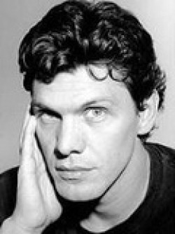 Full Marc Lavoine filmography who acted in the TV series Crossing Lines.