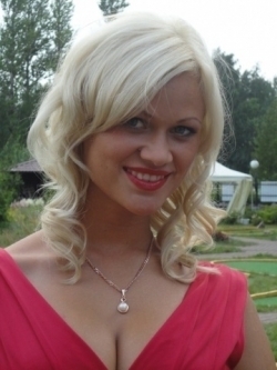 Full Marina Domozhirova filmography who acted in the TV series Spasaysya, brat (mini-serial).