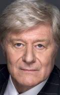 Full Martin Jarvis filmography who acted in the TV series Horizon.