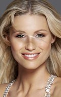 Full Michelle Hunziker filmography who acted in the TV series Scherzi a parte.