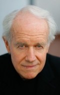 Full Mike Farrell filmography who acted in the TV series M*A*S*H.