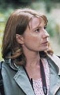Full Nathalie Besancon filmography who acted in the TV series Les oubliées.