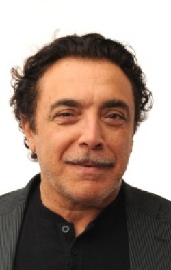 Full Nino Frassica filmography who acted in the TV series Cugino e cugino.
