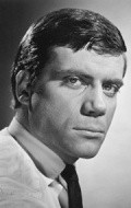 Full Oliver Reed filmography who acted in the TV series Monitor.