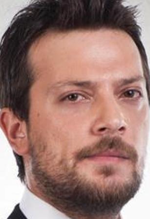 Full Onur Ozturk filmography who acted in the TV series Kuzey Güney.