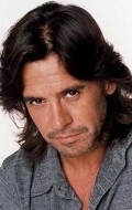 Full Osvaldo Laport filmography who acted in the TV series 90-60-90 modelos.