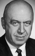 Full Otto Preminger filmography who acted in the TV series Cinepanorama  (serial 1956-1965).