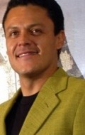 Full Pedro Fernandez filmography who acted in the TV series Buscando el paraiso.
