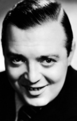 Full Peter Lorre filmography who acted in the TV series Playhouse 90.