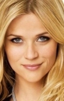 Full Reese Witherspoon filmography who acted in the TV series In Entertainment.