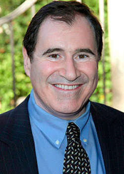 Full Richard Kind filmography who acted in the TV series Unsub.
