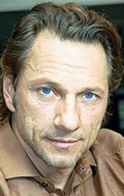 Full Richy Muller filmography who acted in the TV series Die Schatzinsel.