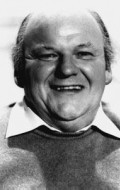 Full Roy Kinnear filmography who acted in the TV series Till Death Us Do Part  (serial 1965-1975).