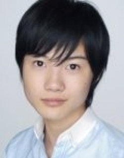 Full Ryunosuke Kamiki filmography who acted in the TV series Dondo hare.
