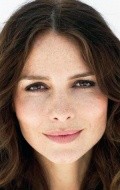 Full Saffron Burrows filmography who acted in the TV series Art That Shook the World  (serial 2001-2002).