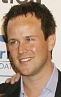 Full Scott Weinger filmography who acted in the TV series Hemingway.
