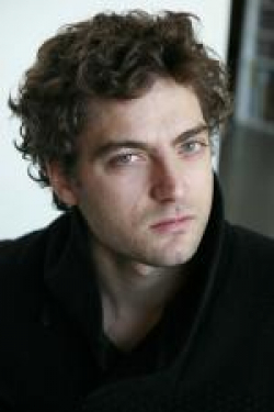 Full Timur Isik filmography who acted in the TV series Viva Berlin!.